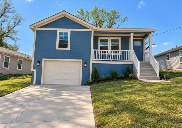 Single family home for sale at 2724 N 21st Place, Kansas City, KS 66104 | MLS# 2607298