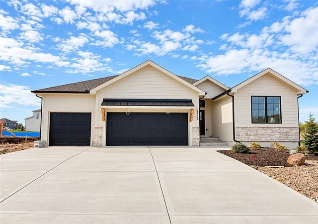 Photo 1 of Single family home for sale at 19324 Mahaffie St, Spring Hill, KS 66083 | MLS# 2607333 | Listing updated on 2026-10-21