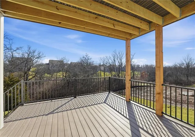 Photo 32 of Sale Pending at 2074 Nw Obrien Rd, Lees Summit, MO 64081 | MLS# 2607352 | Listing updated on 2026-03-15