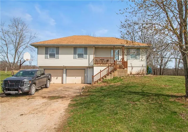 Photo 1 of Single family home for sale at 3308 E 303rd Street, Cleveland, MO 64734 | MLS# 2607358 | Listing updated on 2026-09-30
