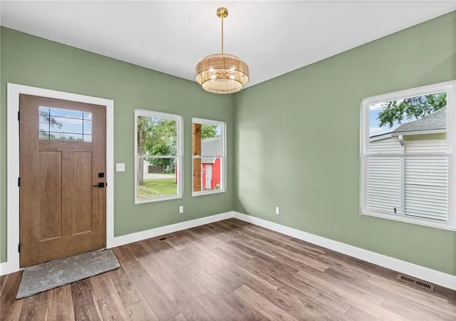4th image of 314 W 4Th St, Cameron, MO 64429 | MLS# 2607403