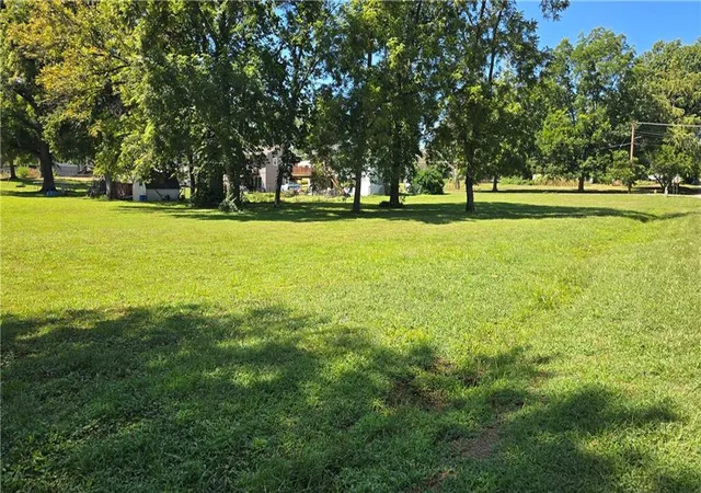 Photo 3 of Land for sale at 1120 Ruby St, Carrollton, MO 64633 | MLS# 2607490 | Listing updated on 2026-06-23