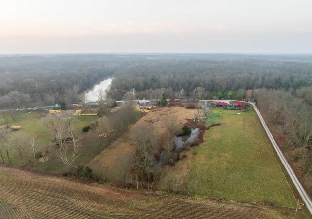 2nd image of 101 Nw 6715p Ln, Blairstown, MO 64726 | MLS# 2607522