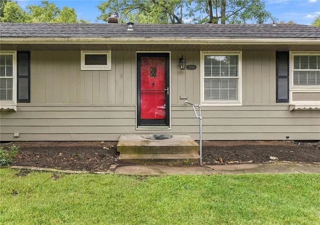 Photo 3 of Single family home for sale at 7208 Cherokee Dr, Prairie Village, KS 66208 | MLS# 2607523 | Listing updated on 2026-09-22
