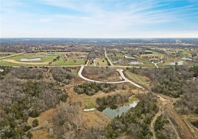 Photo 4 of Single family home for sale at 18405 Floyd St, Stilwell, KS 66085 | MLS# 2607606 | Listing updated on 2026-08-11