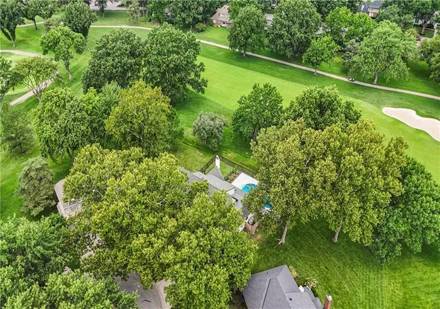 89th image of 12815 Pembroke Cir, Leawood, KS 66209 | MLS# 2607738