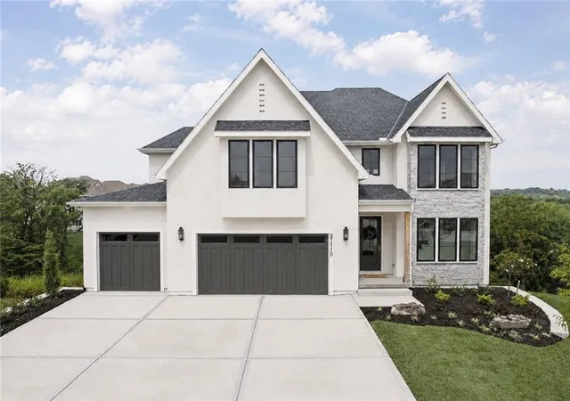 1st image of 21710 W 80th Ter, Shawnee, KS 66220 | MLS# 2607790