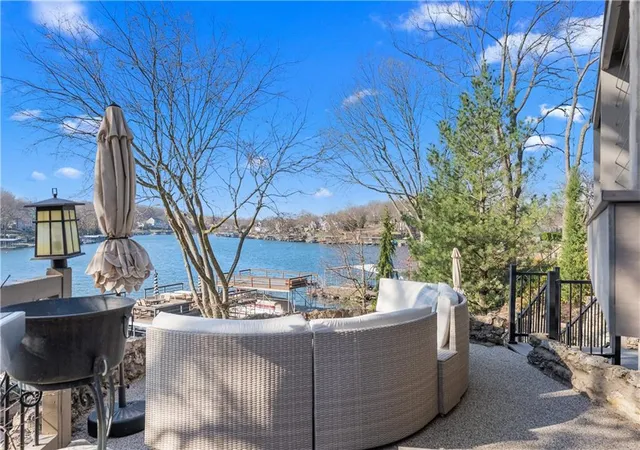Photo 3 of Sale Pending at 20 H St, Lake Lotawana, MO 64086 | MLS# 2607794 | Listing updated on 2026-09-14