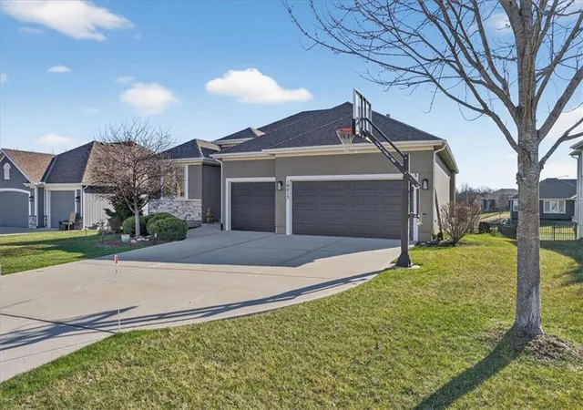 29th image of 19013 Deer Run St, Spring Hill, KS 66083 | MLS# 2607868