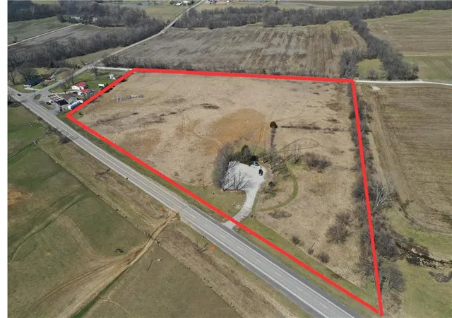 Homes for sale in Richmond, MO | 37682 10 Hwy, Richmond, MO 64085 | MLS# 2608269