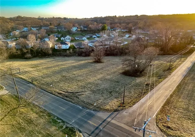 1st image of S 11th St Rd, St Joseph, MO 64503 | MLS# 2608359