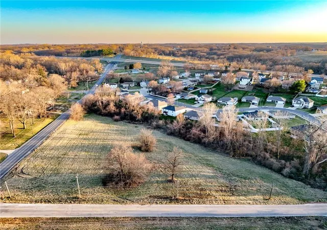 3rd image of S 11Th St Rd, St Joseph, MO 64503 | MLS# 2608359