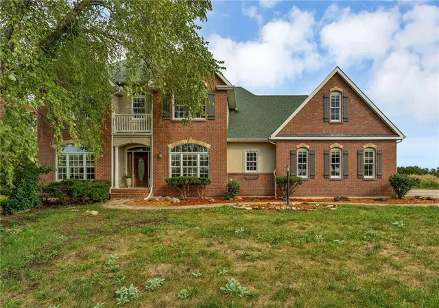Photo 2 of Single family home for sale at 1548 N 800 Road, Baldwin City, KS 66006 | MLS# 2608398 | Listing updated on 2026-09-29