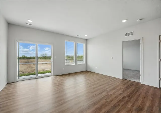 Photo 3 of Sale Pending at 12409 S Acacia Dr, Lee's Summit, MO 64086 | MLS# 2608414 | Listing updated on 2026-05-15