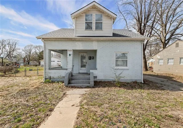 1st image of 2104 S Norwood Ave, Independence, MO 64052 | MLS# 2608585