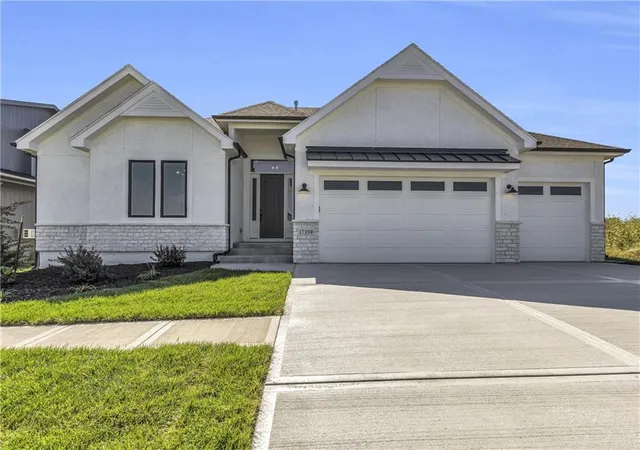 2nd image of 16946 S Illusion St, Olathe, KS 66062 | MLS# 2608589
