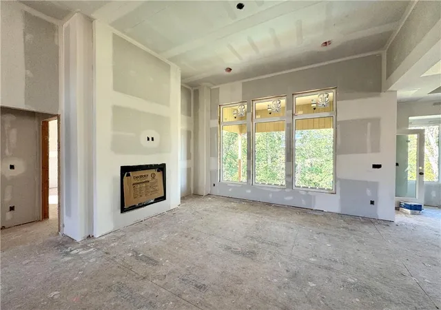 Photo 3 of Single family home for sale at 8508 Nw 90th Terrace, Kansas City, MO 64153 | MLS# 2608601 | Listing updated on 2026-10-06