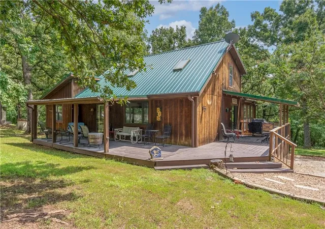 1st image of 29553 Paradise Dr, Warsaw, MO 65355 | MLS# 2608622