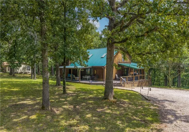 Photo 3 of Single family home for sale at 29553 Paradise Dr, Warsaw, MO 65355 | MLS# 2608622 | Listing updated on 2026-08-31