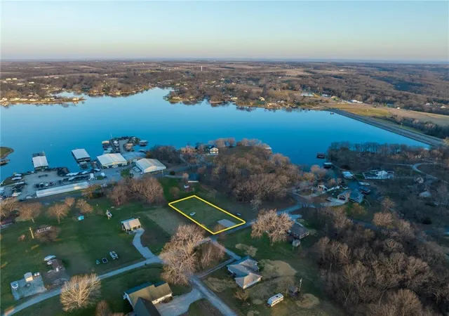 Homes for sale in Gallatin, MO | Lot 2901 Whitecap Dr, Gallatin, MO 64640 | MLS# 2608623