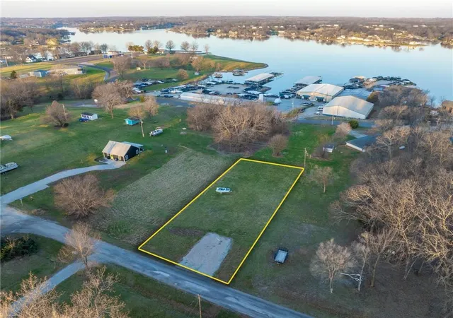 Homes for sale in Gallatin, MO | Lot 2901 Whitecap Dr, Gallatin, MO 64640 | MLS# 2608623