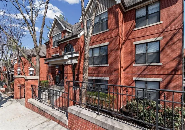 3rd image of 925 Washington #101 St #101, Washington, MO 63090 | MLS# 2608631