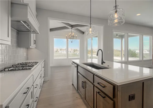 Photo 3 of Single family home for sale at 1813 Sw Arbormist Dr, Lees Summit, MO 64082 | MLS# 2608776 | Listing updated on 2026-09-19