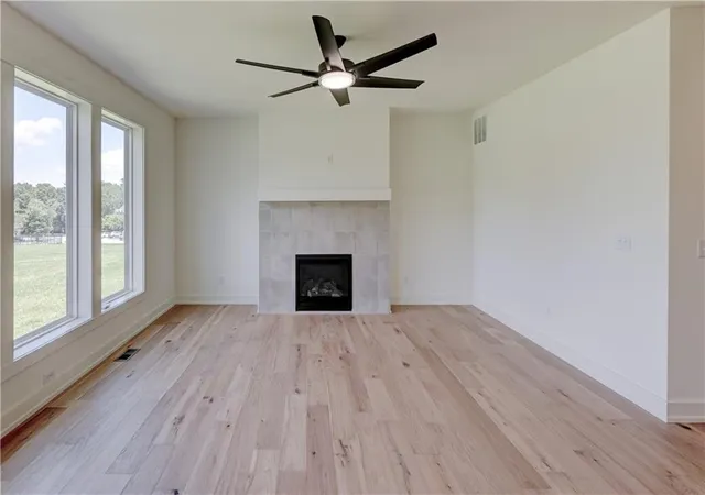 Photo 5 of Single family home for sale at 6410 NW 98th Street, Kansas City, MO 64154 | MLS# 2608781 | Listing updated on 2026-09-01