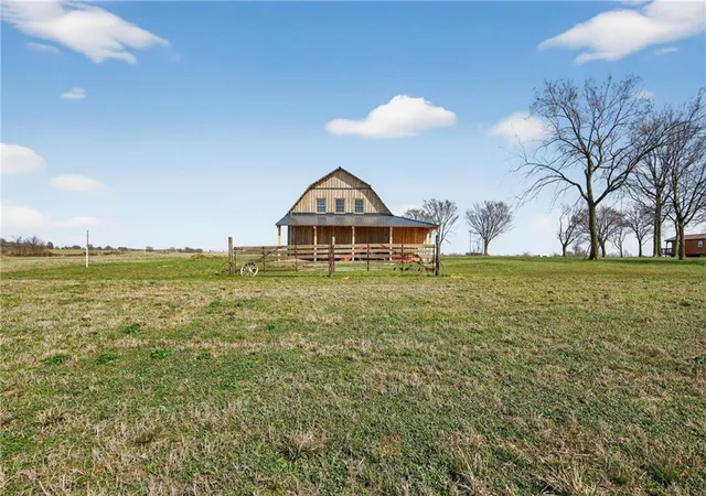 Homes for sale in Sheldon, MO | 29990 (c) S 2725 Rd, Sheldon, MO 64784 | MLS# 2608866
