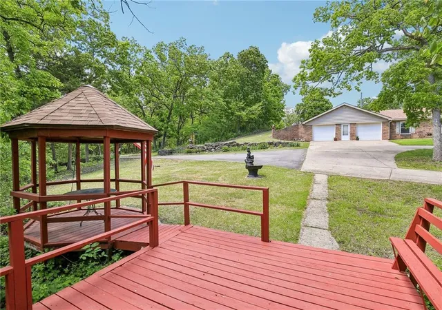 Photo 1 of Single family home for sale at 22774 George Rd, Tonganoxie, KS 66086 | MLS# 2608953 | Listing updated on 2026-08-27