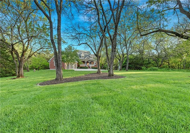 Homes for sale in Stilwell, KS | 8200 W 172Nd Ter, Stilwell, KS 66085 | MLS# 2608990