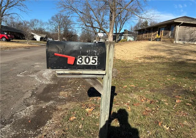 Homes for sale in Gower, MO | 305 N 4th St, Gower, MO 64454 | MLS# 2609028