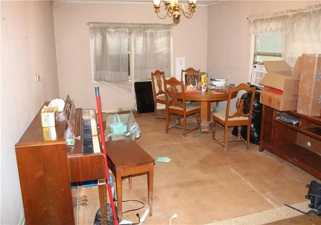 Photo 3 of Sale Pending at 1401 N Main St, Pittsburg, KS 66762 | MLS# 2609048 | Listing updated on 2026-09-03