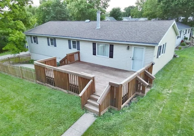 Homes for sale in Maryville, MO | 422 E Thompson St, Maryville, MO 64468 | MLS# 2609072
