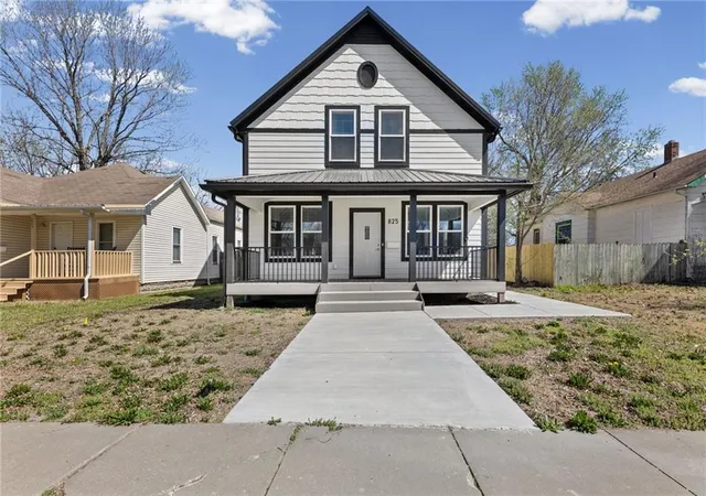 5th image of 825 Main St, Ottawa, KS 66067 | MLS# 2609094