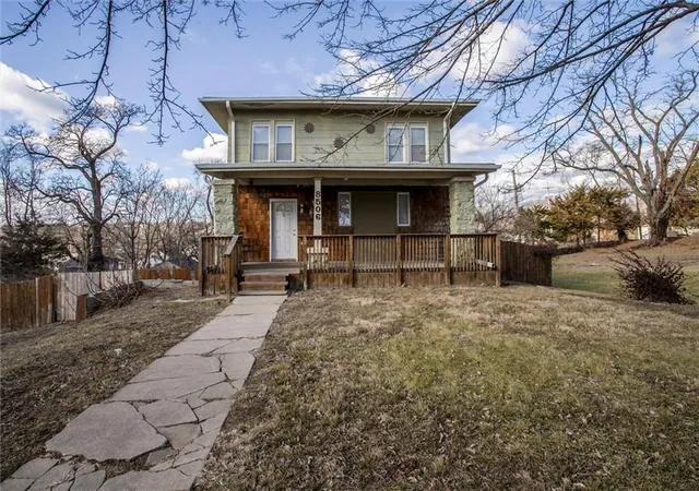 Photo 2 of Single family home for sale at 8506 Highland Ave, Kansas City, MO 64131 | MLS# 2609113 | Listing updated on 2026-07-01