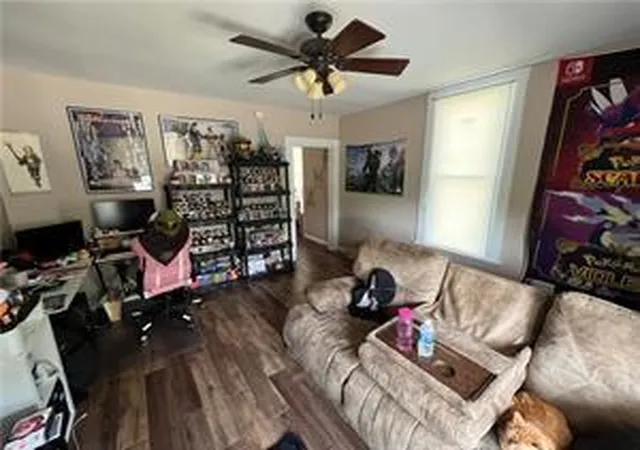 3rd image of 3004 & 3006 N 10Th St, Saint Joseph, MO 64505 | MLS# 2609150