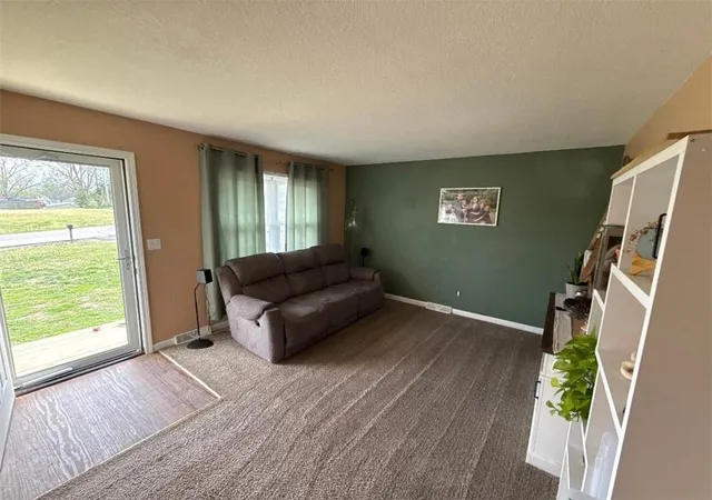 Homes for sale in Lexington, MO | 2802 Franklin Ave, Lexington, MO 64067 | MLS# 2609246