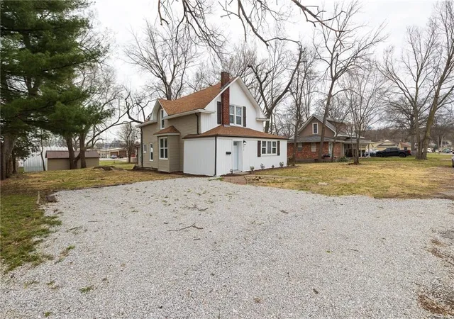Homes for sale in Buckner, MO | 315 Osage St, Buckner, MO 64016 | MLS# 2609308