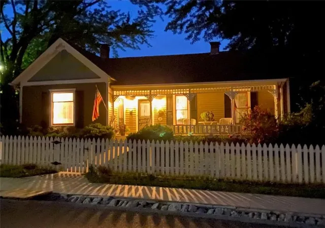 3rd image of 418 Main St, Arrow Rock, MO 65320 | MLS# 2609458