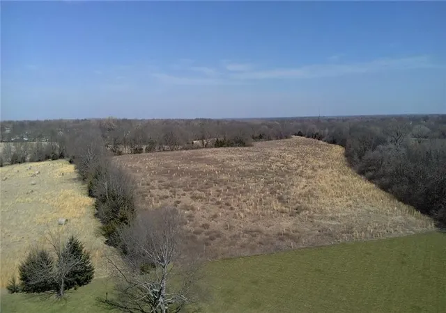 Homes for sale in Bucyrus, KS | 20305 Metcalf Ave, Bucyrus, KS 66013 | MLS# 2609557