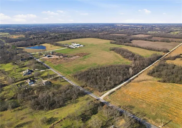 19th image of 19618 S Mullen Rd, Belton, MO 64012 | MLS# 2609571