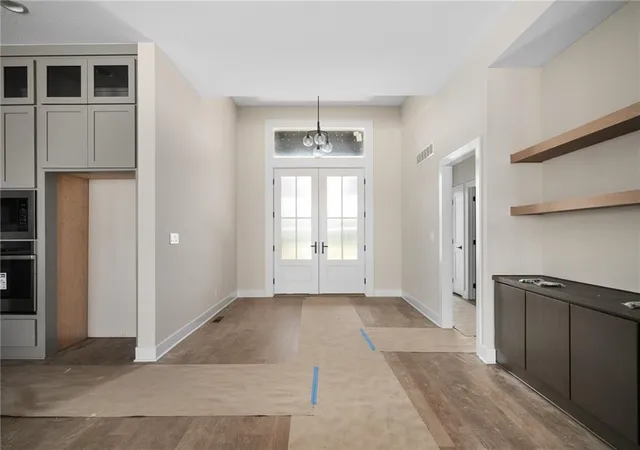 Photo 3 of Single family home for sale at 25152 W 141st Terrace, Olathe, KS 66061 | MLS# 2609607 | Listing updated on 2026-10-20