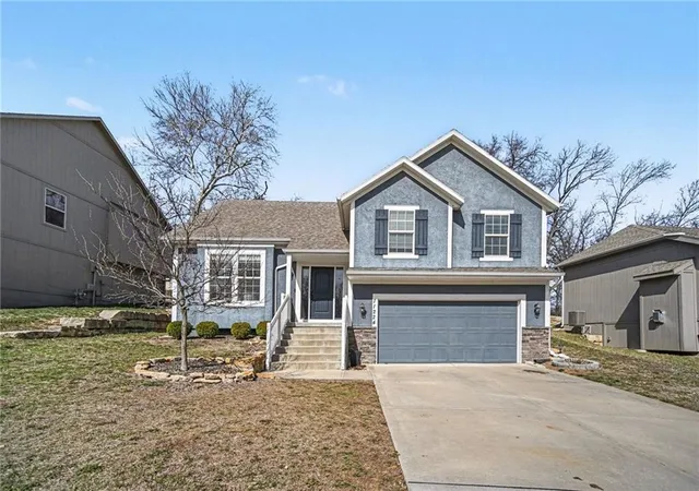 1st image of 11224 Cernech Rd, Kansas City, KS 66109 | MLS# 2609632