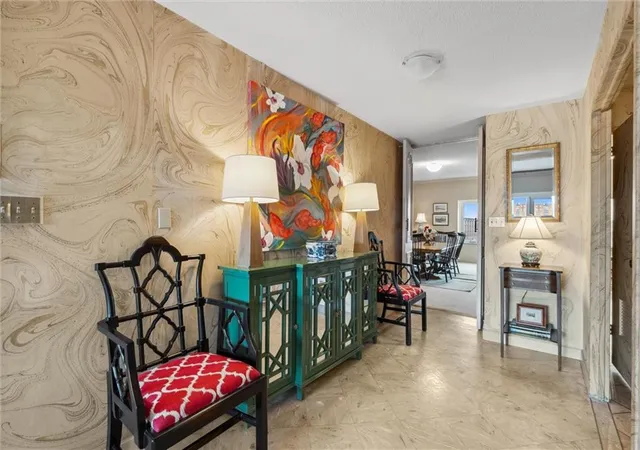 Listing Photo 4 - Condo for sale in building located at 4545 Wornall Rd, Kansas City, MO 64111 - Unit #1210