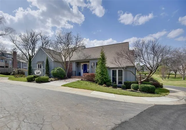4th image of 4421 W 112Th Ter, Leawood, KS 66211 | MLS# 2609719