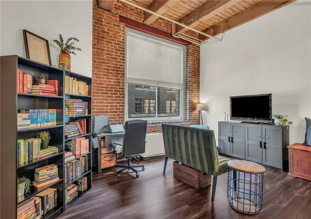 Photo 3 of Condo for sale at 308 W 8th Street #303, Kansas City, MO 64105 | MLS# 2609724 | Listing updated on 2026-08-19