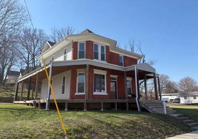 Homes for sale in Atchison, KS | 401 N 9Th St, Atchison, KS 66002 | MLS# 2609769