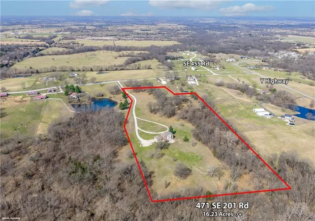 Photo 2 of Single family home for sale at 471 201st Road, Warrensburg, MO 64093 | MLS# 2609956 | Listing updated on 2026-09-14