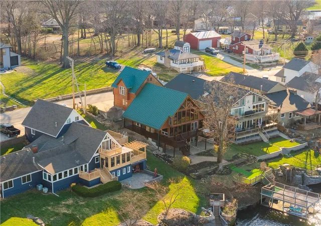 1st image of 27 Beach Dr, Lake Tapawingo, MO 64015 | MLS# 2610025